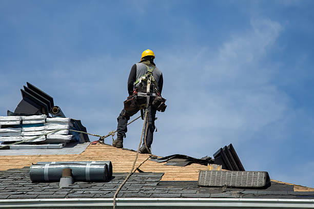 Professional Roofing technician working in Union City, IN